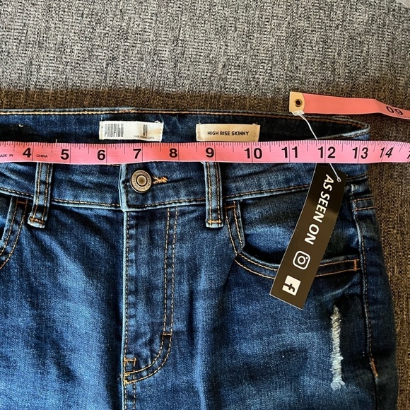 Profile High Rise Skinny Distressed Raw Hem Size 7 NEW - Picture 10 of 10